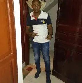 Efrain G