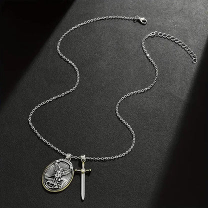 Collar San Miguel Arcángel en Acero 316L + Grabado de Lujo + Estuche Exclusivo